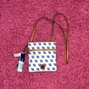 Dooney & Bourke purse